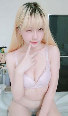 丝袜三部曲_BD韩语高清电影在线