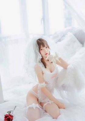 睡美人 2014 菲恩·琼斯_720电影免费在线