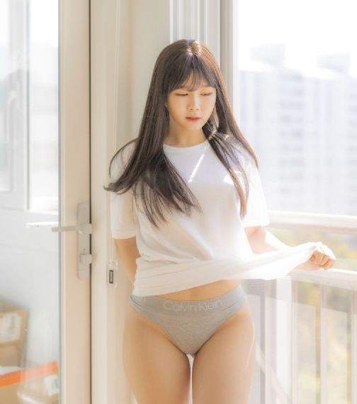 两人世界高清完整版免费观看_720迅雷电影在线