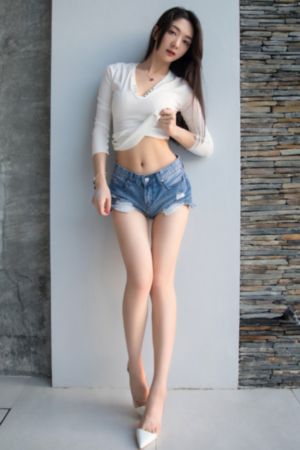 女神宿舍的_超清迅雷电影在线