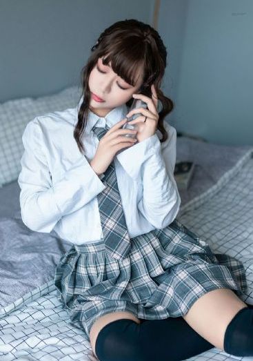 韩国小嫂子_JVID性感写真