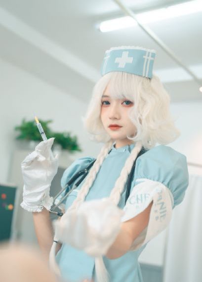 暗与帽子与书_4K手机在线看